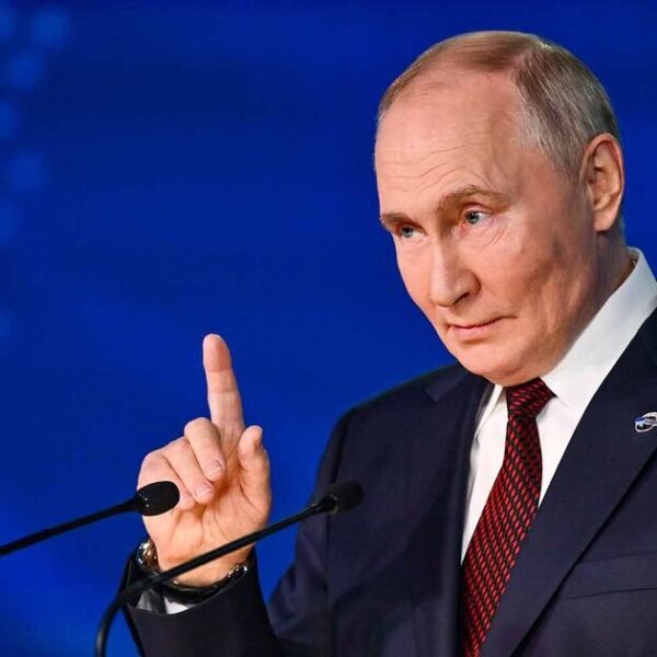 Путін погрожує ударами по енергетиці та заявляє про оточення 5 тисяч українських військових