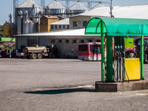 Дизель в Україні перетнув позначку 93 гривні за літр