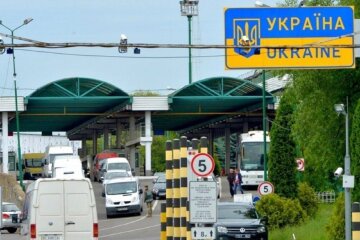 Кордон України