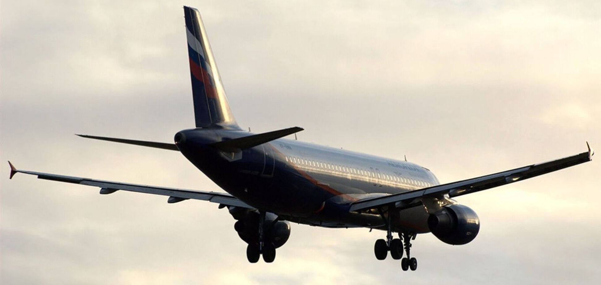 Ілюстрація. Пасажирський літак Airbus A320-200 авіакомпанії 'Аерофлот'
