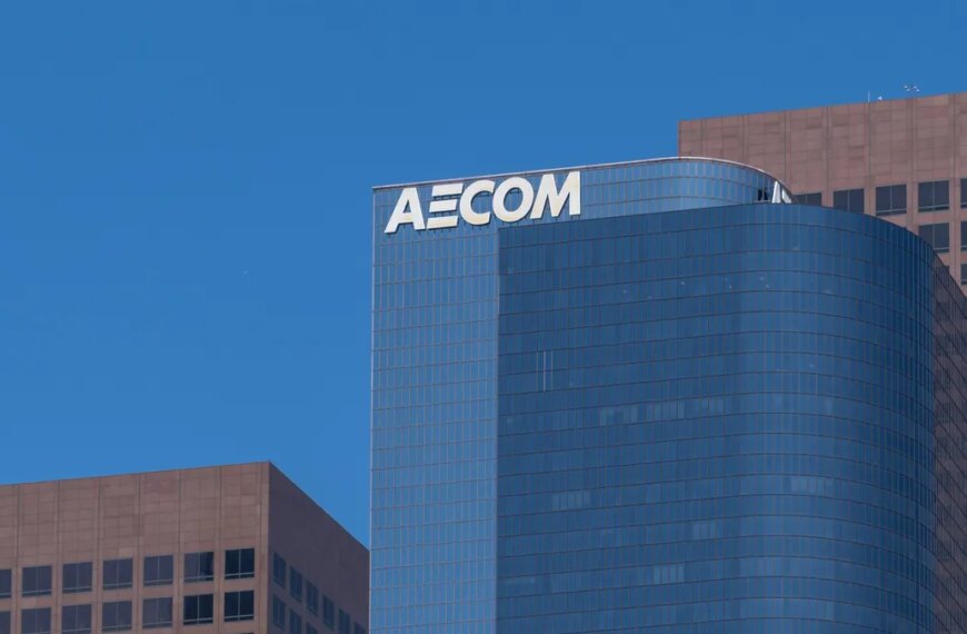 Керівниця AECOM закликає жінок у будівництві долати виклики