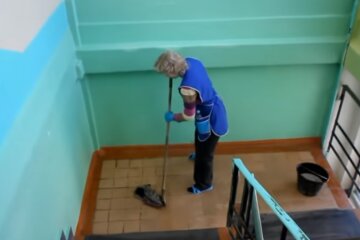 Фахівці з дипломом заробляють менше за прибиральниць: дослідження пояснює зарплатний парадокс